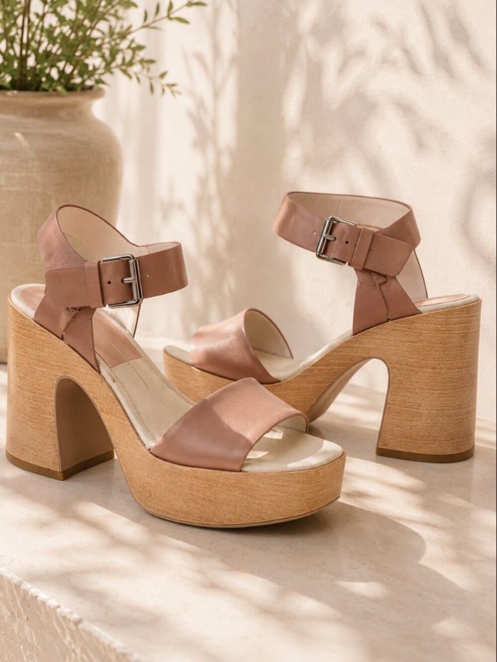 DOLCE VITA NWOT Wallis Chunky Heel Woodgrain Platform Heels in Beige